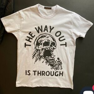 Future Monsters T Shirt “The Way Out” Small